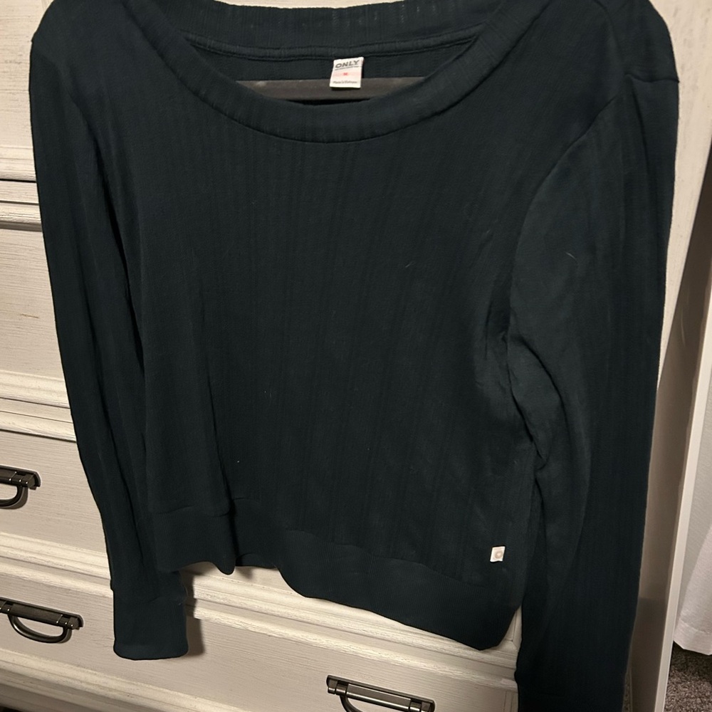 Green Blue Long Sleeve Top